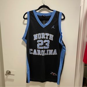 Michael Jordan North Carolina National Championship Jersey 1982